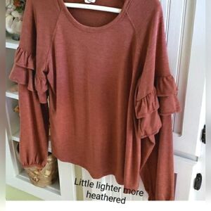 VICI Loveriche Long sleeve Shirt with extra layering on Sleeve New